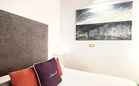 Luna 14 - Charming Suite